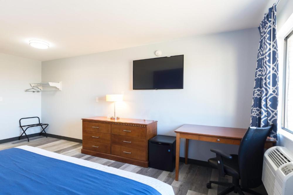 Double Room with Two Double Beds interior